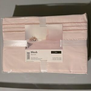 🛏️1800 thread count King size sheets